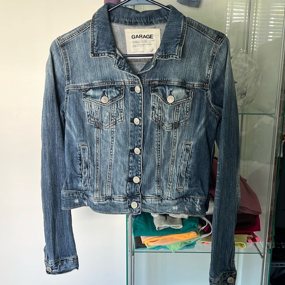 Women’s Garage jean jacket size S